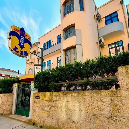Bed & Breakfast Residencia Lis 2*