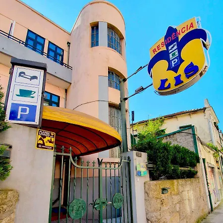 Residencia Lis Bed & Breakfast 2*