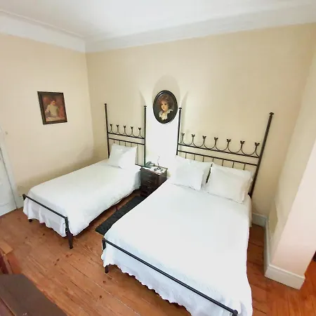 Bed & Breakfast Residencia Lis 2*