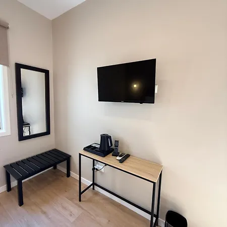 Residencia Lis And Parking Hotel