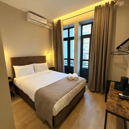Residencia Lis And Parking Hotel