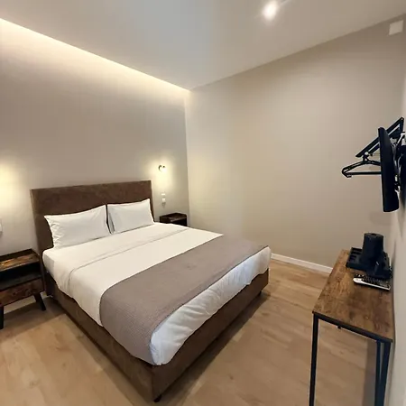 Residencia Lis And Parking Hotel