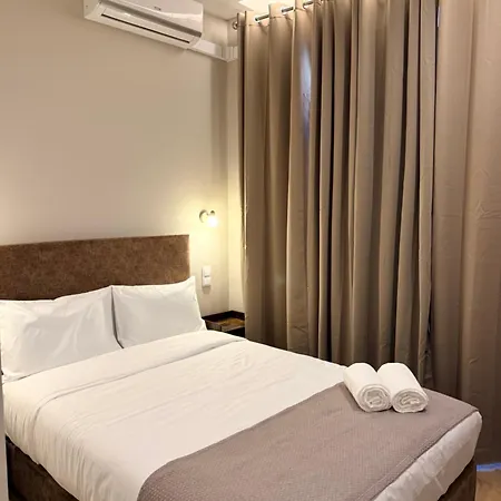 Hotel Residencia Lis And Parking 2*